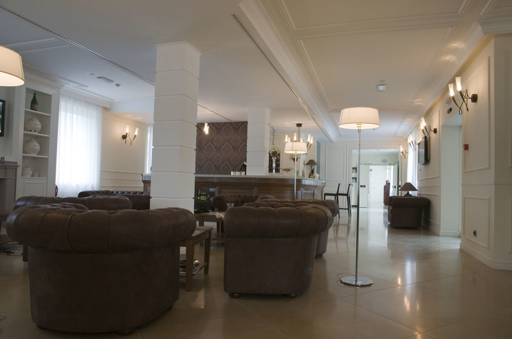 Hotel Il Corazziere Merone Extérieur photo